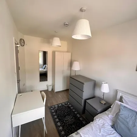 Double And Single In Bromley By Bow * London
