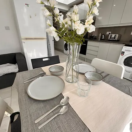 Double And Single In Bromley By Bow