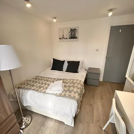 Double And Single In Bromley By Bow