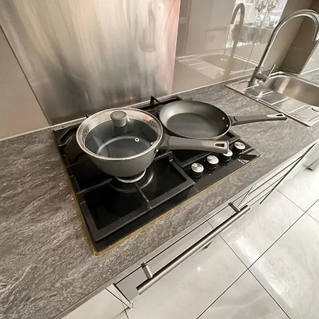 Double And Single In Bromley By Bow *