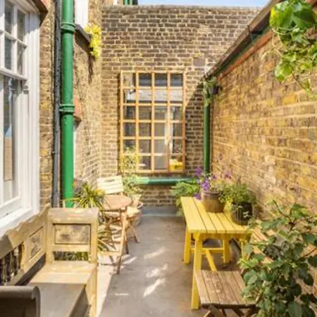 Apartment Three-storey, Renovated 1890s Heritage In Spitalfields Market *