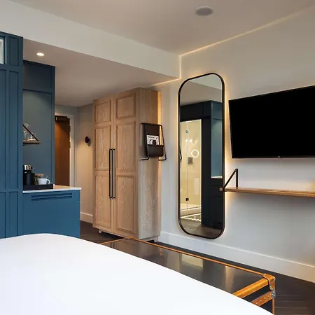 The Gantry London, Curio Collection By Hilton Hotel