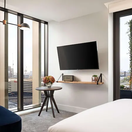 The Gantry London, Curio Collection By Hilton 4* London