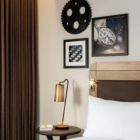 The Gantry London, Curio Collection By Hilton Hotel London