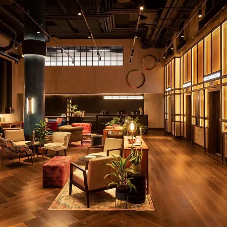 The Gantry London, Curio Collection By Hilton Hotel