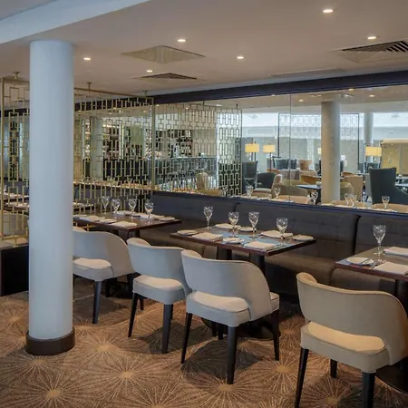 Doubletree By Hilton London Heathrow Airport Hotel