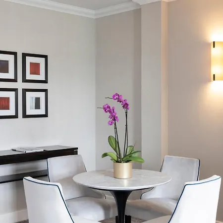 Aparthotel Tower Residences By Blue Orchid *