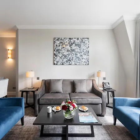 Tower Residences By Blue Orchid Londra