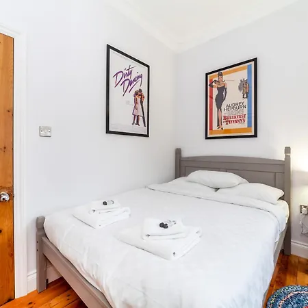 Apartment Stylish 1 Bdr Wcommunal Garden, Greenwich London
