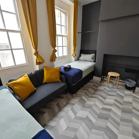 2 Bedroom 2 Bathroom In Old St - Shoreditch - Zone 1 * London
