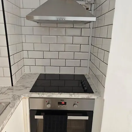 Apartment 2 Bedroom 2 Bathroom In Old St - Shoreditch - Zone 1