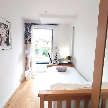 Anayah Apartment London