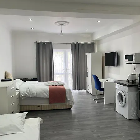 Starlet Apartament *