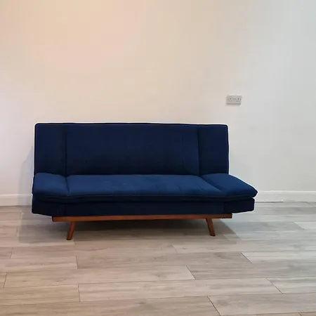Starlet Apartament Wanstead