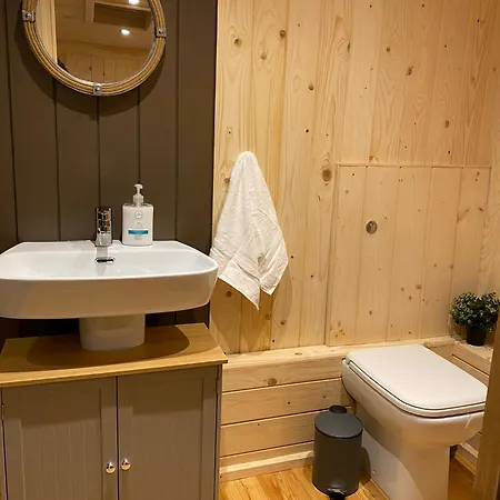 Villa Luxury Sauna Jacuzzi Excel Canary Wharf Zone 2