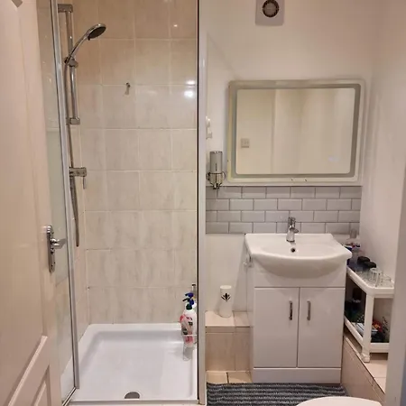 Apartment Bethnal Green/brick Lane 2 Bedroom *