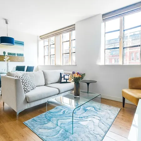 Aparthotel Servised On Artillery Lane Londen