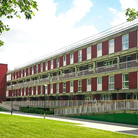 Modern Central Family-home For 6 Apartman *