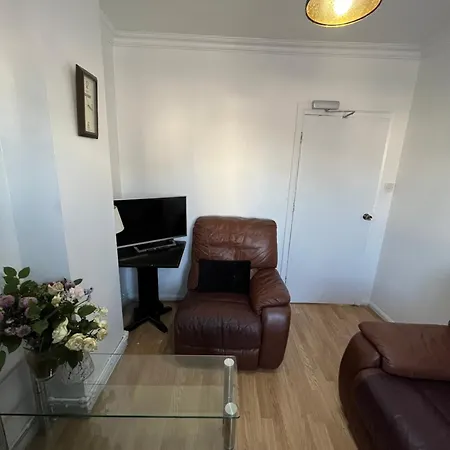 Charlton, Greenwich Luxury Self Check-in Londra
