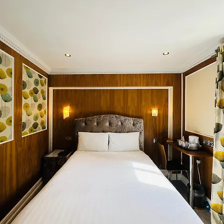 Cheshire Hotel London