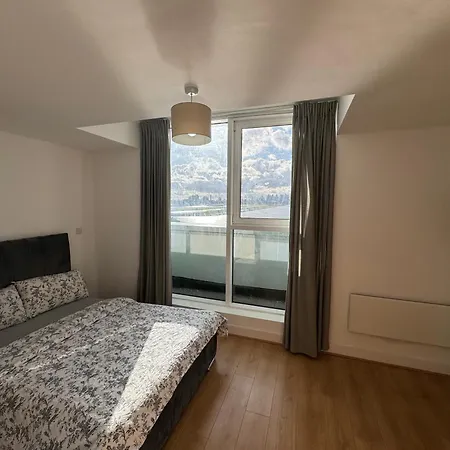 Apartment Seaside Serenity Haven London