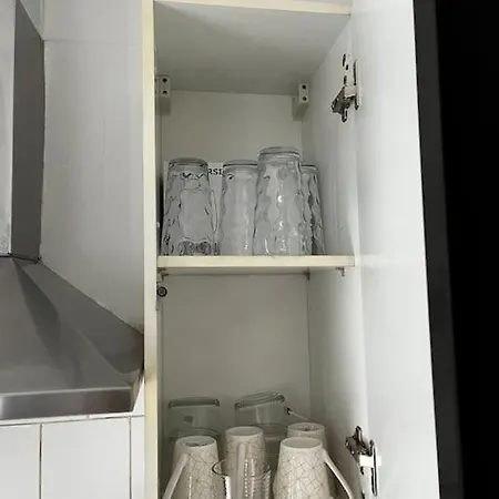 Apartment Cosy One-bedroom Furnished Flat! *