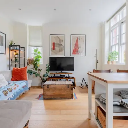 Stylish Bohemian 2bd Flat Mile End Park! *