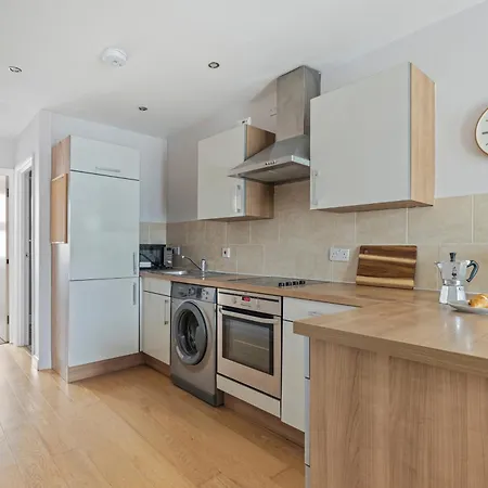 Parea Living - Cute Cosy Flat Near Shoreditch, Hackney, Hoxton London