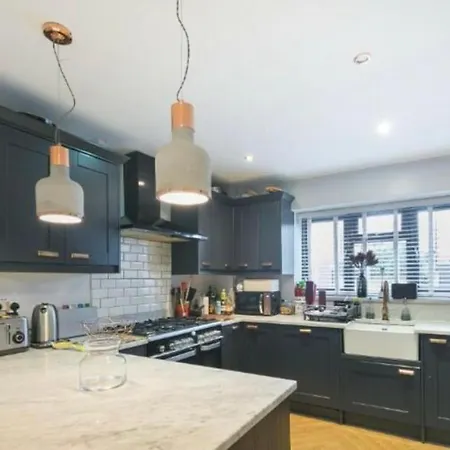 Holiday home Stylish House Se16 London