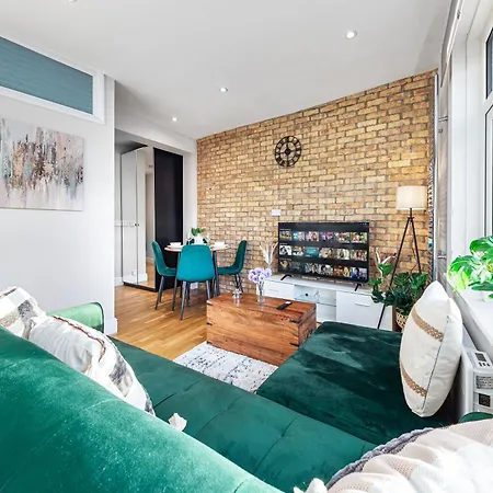Boho 1-br Peakham Rye Lane Apartment