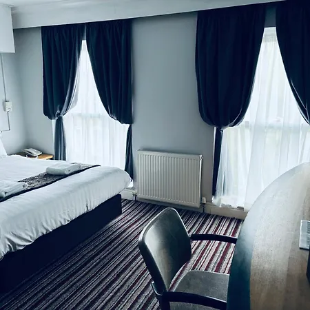 My Place Otel 3*