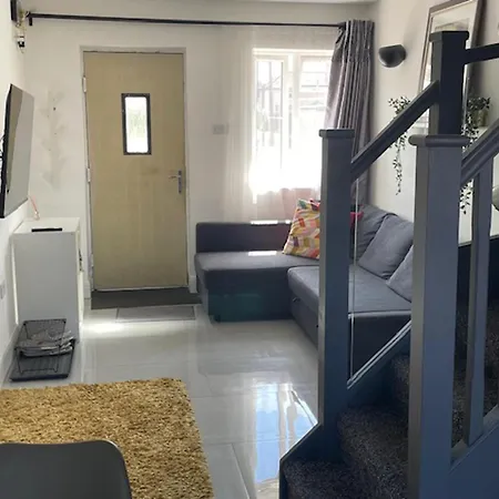 1bedhouse- London-sleeps 4- Close To Attractions * London