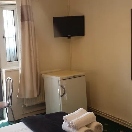 Hostel Whitechapel Rooms *