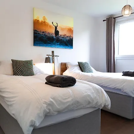 Modern Central Family-home For 6 London