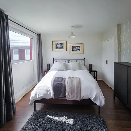 Apartman Modern Central Family-home For 6