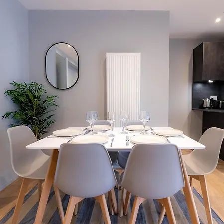 Holiday home Luxurious Hackney Near Train Station London