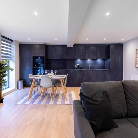 Holiday home Luxurious Hackney Near Train Station *