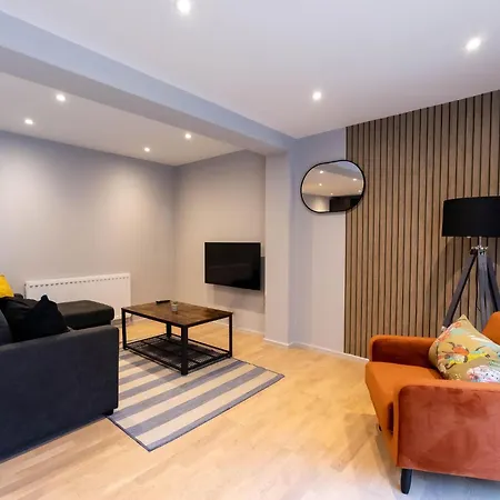 Holiday home Luxurious Hackney Near Train Station London