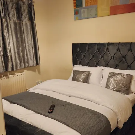 Captivating 3-bed House In Kent Holiday home *