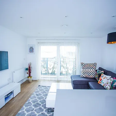Prestige 2 Bed Balcony *