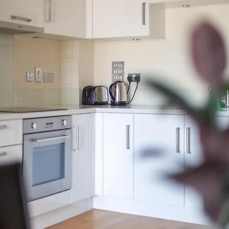 Tower Bridge Apartment