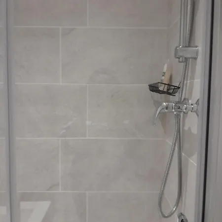 Place To In Longbridge