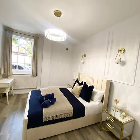 Luxury Shoreditch Apartment *