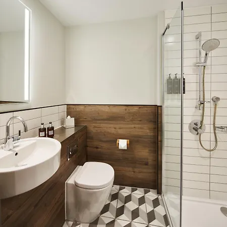 By Marriott Tower Bridge Hotel Londyn