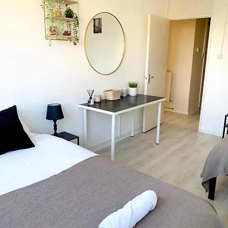Apartment Poplar - Sleep 4-5 - Ideal For Business Travellers & Contractors - Near Canary Wharf And Dlr Station - Parking Tickets Available On Request