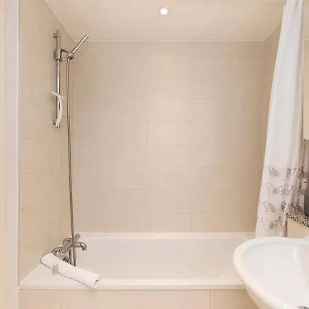 The River Thames Hideout - Modern 1bdr Flat * London