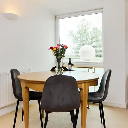 The River Thames Hideout - Modern 1bdr Flat *