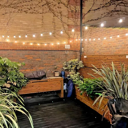 Stylish House Se16 London