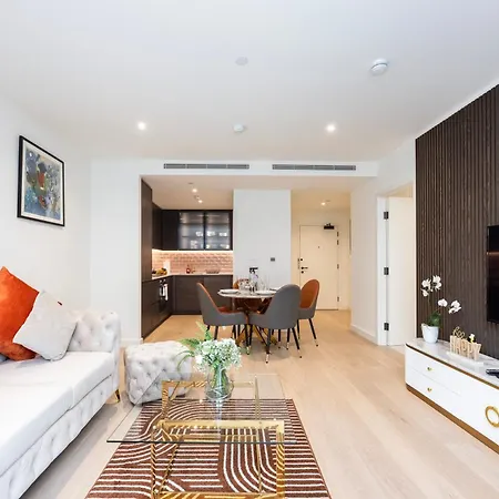 Apartment Austin David Royal Wharf *