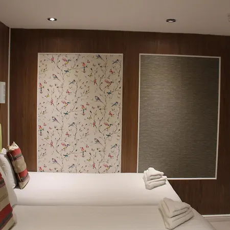 Hotel Cheshire